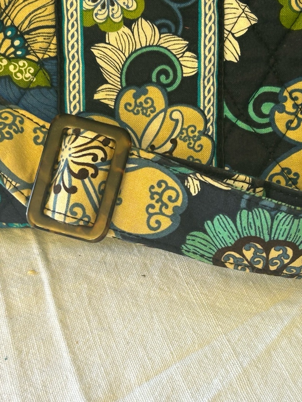 Vera Bradley Maggie Style Bag in Retired Pattern Mod Floral Blue - Picture 4 of 6